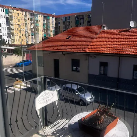 Apartment House