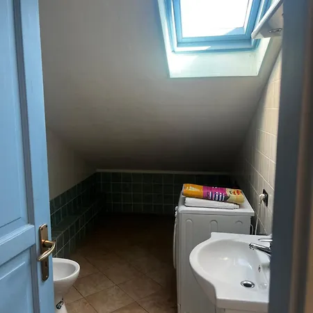 House Apartment *