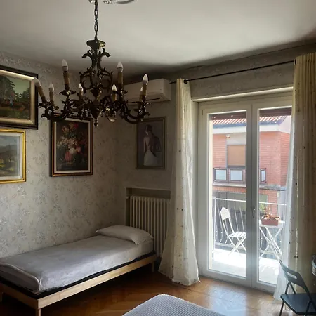 Apartment House *